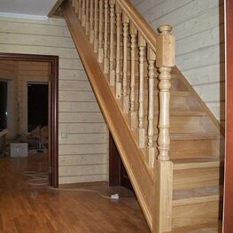 Деревянная лестница 2