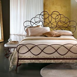 Кованая кровать в стиле арт-деко