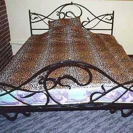 Двуспальная кованая кровать Эклектика