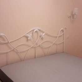 Кованая кровать в стиле рококо
