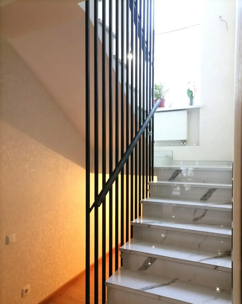 CMOX8565