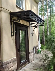 Козырьки в стиле лофт